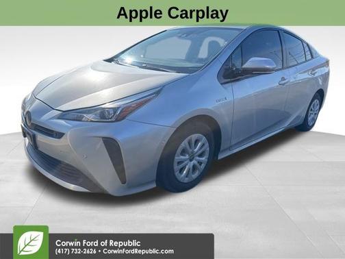 2020 Toyota Prius LE