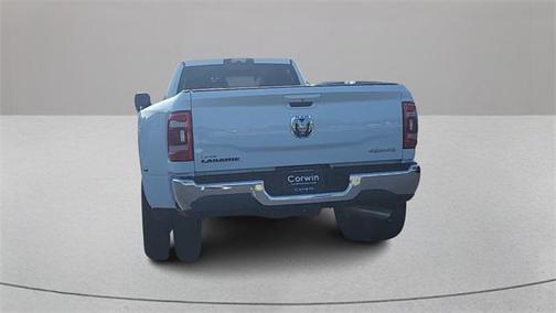 2024 RAM 3500 Laramie Crew Cab 4x4 8' Box