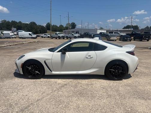2023 Toyota GR86 Premium