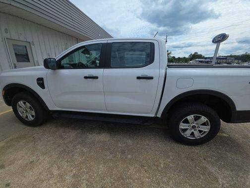 Oxford White 2025 Ford Ranger XL