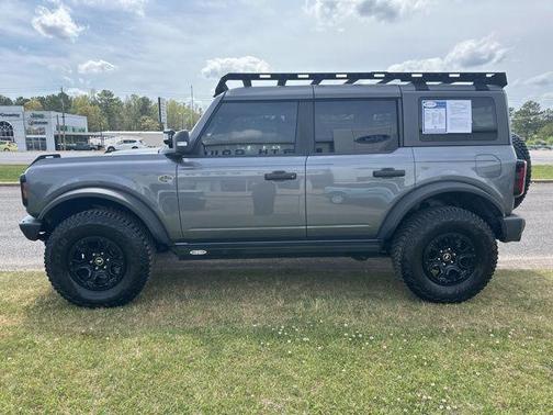 Carbonized Gray Metallic 2024 Ford Bronco Wildtrak
