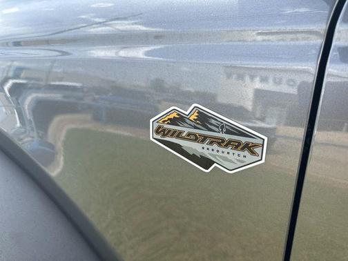 Carbonized Gray Metallic 2024 Ford Bronco Wildtrak