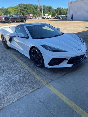 Arctic White 2025 Chevrolet Corvette Stingray w/1LT