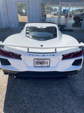 Arctic White 2025 Chevrolet Corvette Stingray w/1LT