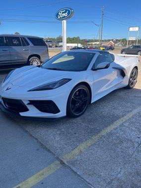 Arctic White 2025 Chevrolet Corvette Stingray w/1LT
