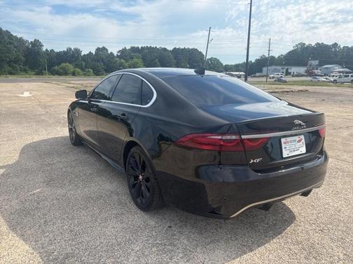 2023 Jaguar XF R-Dynamic SE P300 AWD Automatic