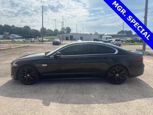 2023 Jaguar XF R-Dynamic SE P300 AWD Automatic