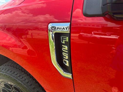 Race Red 2022 Ford F-250 Lariat