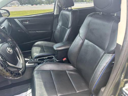 Slate Metallic 2018 Toyota Corolla XSE
