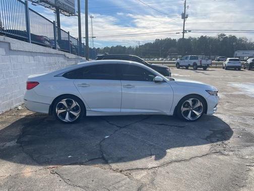 2018 Honda Accord Touring 2.0T