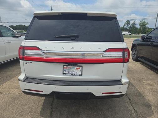 2020 Lincoln Navigator Standard