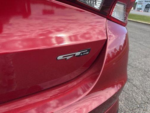 Passion Red 2022 Kia K5 GT-Line