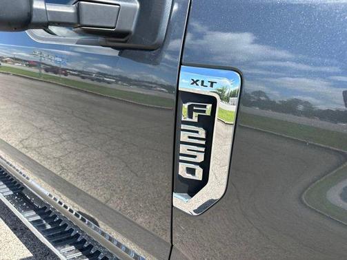 Magnetic Metallic 2020 Ford F-250 XLT