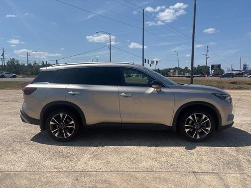 2024 INFINITI QX60 Luxe