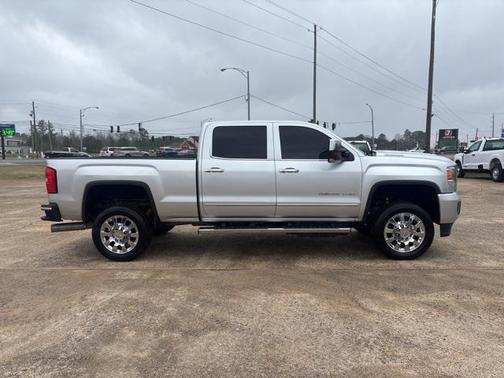 2018 GMC Sierra 2500 Denali