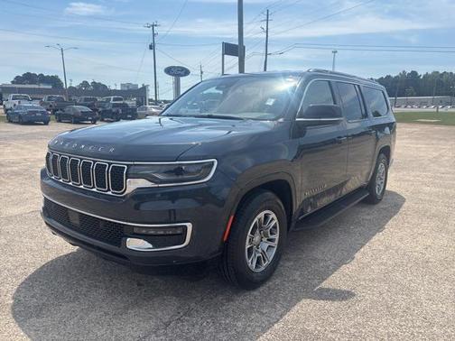 2023 Jeep Wagoneer L Series I 4x4