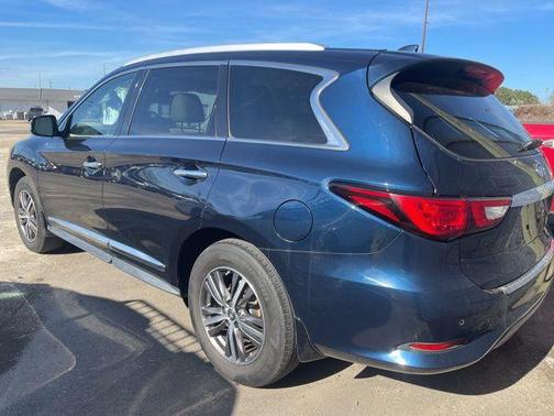 2017 INFINITI QX60 Base