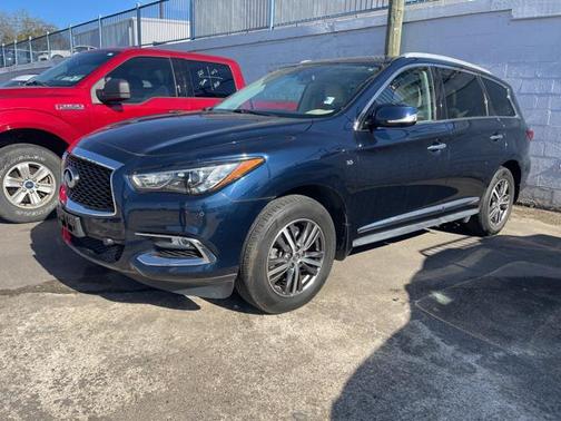 2017 INFINITI QX60 Base