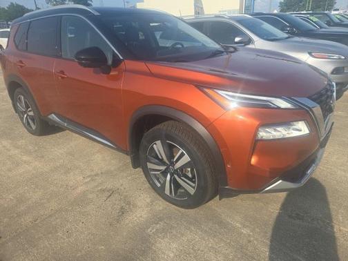 2022 Nissan Rogue Platinum