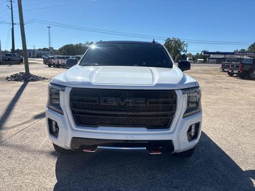2023 GMC Yukon 4WD AT4