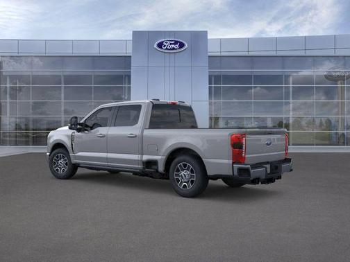 Avalanche 2026 Ford F-350 Lariat