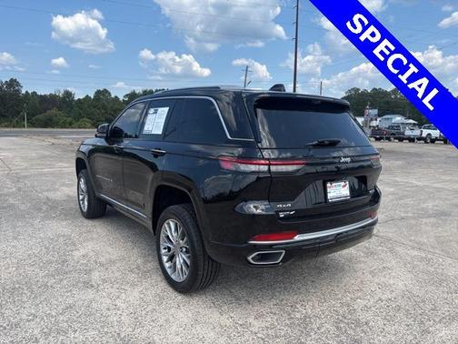 2023 Jeep Grand Cherokee Summit