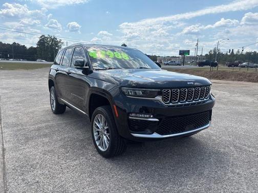 2023 Jeep Grand Cherokee Summit