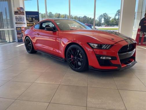 2022 Ford Shelby GT500 Base