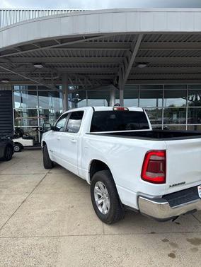Bright White Clearcoat 2024 RAM 1500 Laramie