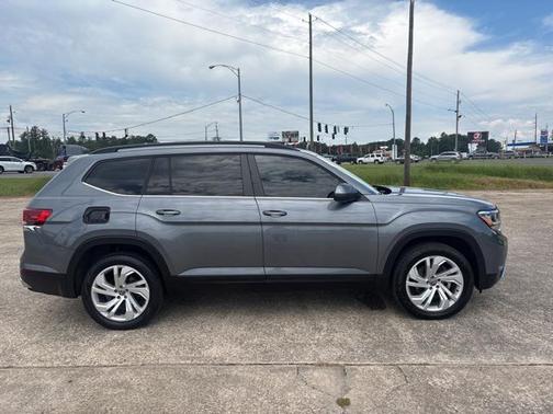 2021 Volkswagen Atlas 3.6L SE w/Technology