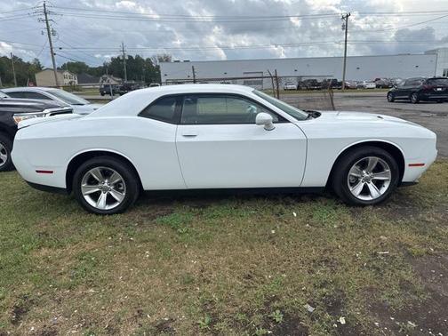 2021 Dodge Challenger SXT