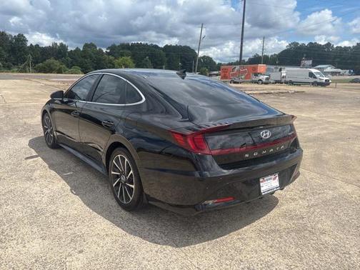 2022 Hyundai SONATA Limited