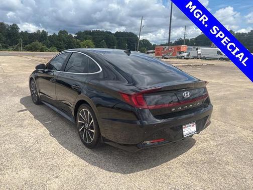 2022 Hyundai SONATA Limited