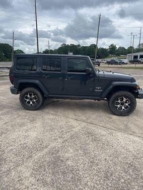 Rhino Clearcoat 2017 Jeep Wrangler Unlimited Sahara