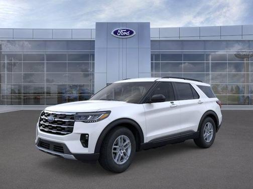 Star White Metallic Tri-Coat 2026 Ford Explorer Active