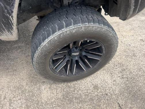 2017 Toyota Tacoma SR