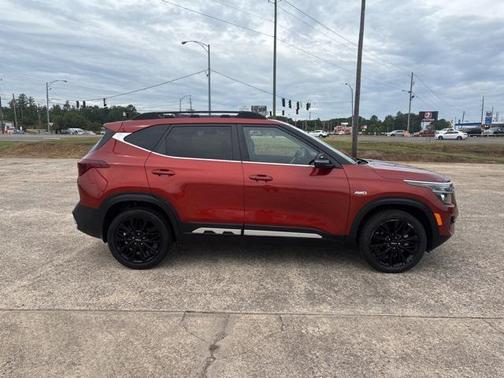 2022 Kia Seltos Nightfall Edition