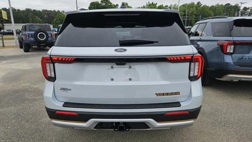 Space White Metallic 2026 Ford Explorer Tremor