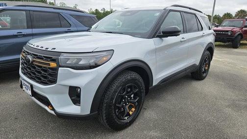 Space White Metallic 2026 Ford Explorer Tremor