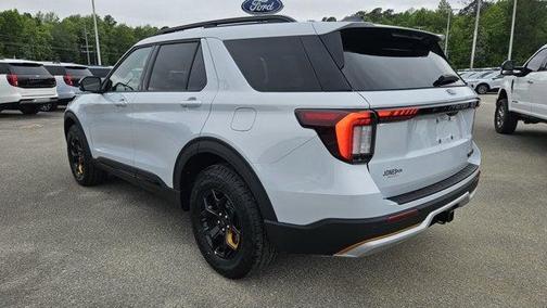 Space White Metallic 2026 Ford Explorer Tremor
