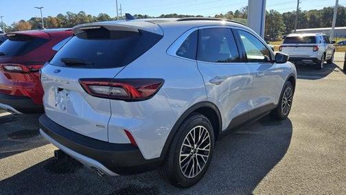 2025 Ford Escape PHEV Base