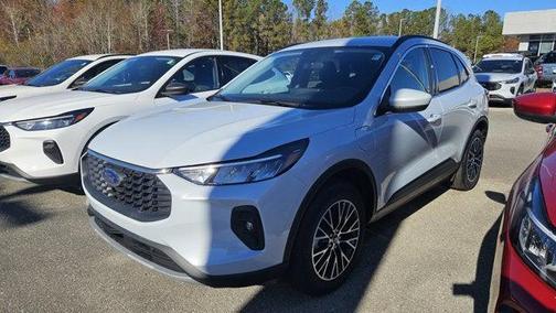 2025 Ford Escape PHEV Base