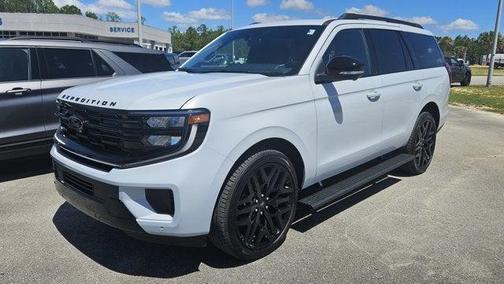 Space Silver Metallic 2026 Ford Expedition Platinum