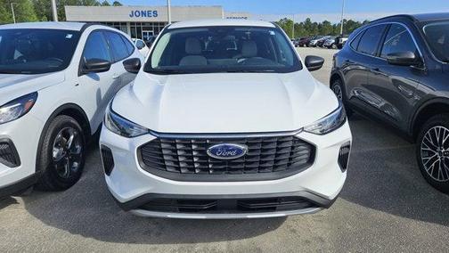 oxford white 2026 Ford Escape Active