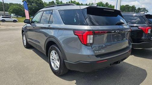 Carbonized Gray Metallic 2026 Ford Explorer Active