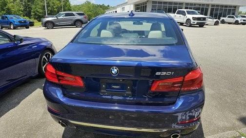 2018 BMW 530 530i