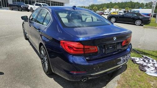 2018 BMW 530 530i
