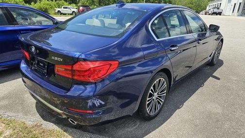 2018 BMW 530 530i