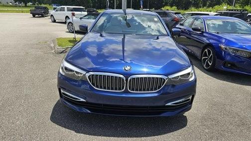 2018 BMW 530 530i