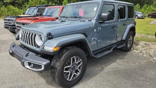 2024 Jeep Wrangler 4-Door Sahara 4x4
